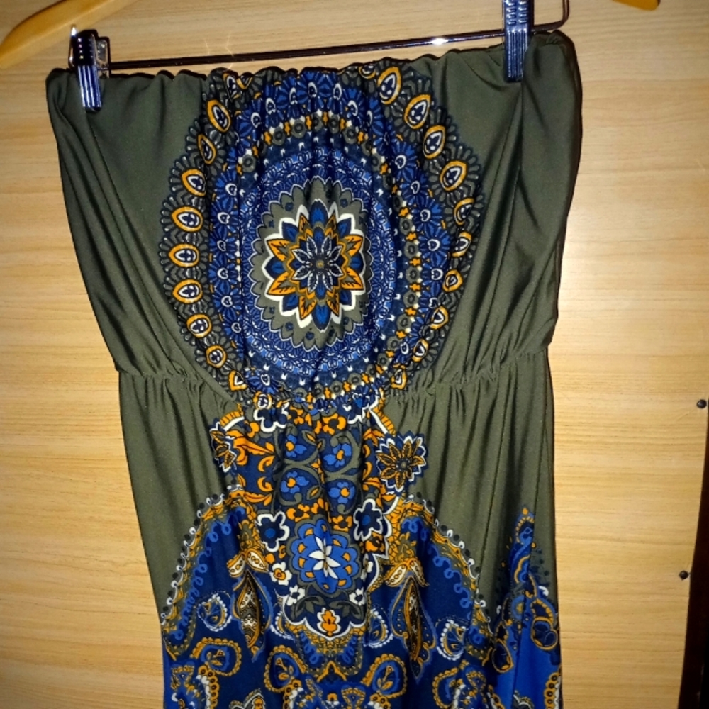 Women's mini strapless dress size small